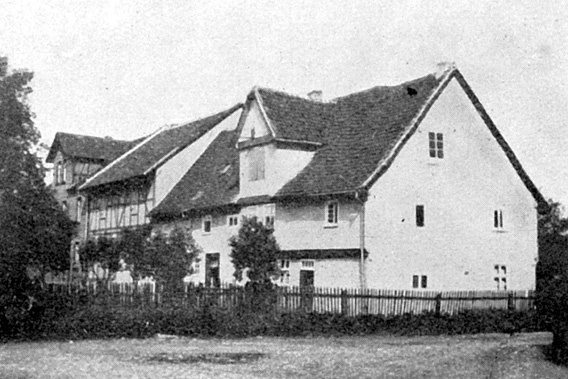 Das Abgerissene Pfarrhaus der Gemeinde Bettenhausen 