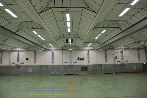 Deckenstrahlungsheizung in der Sporthalle Bettenhausen 