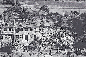 Wohnstraße 11-13 total zerstörrt am 19.4.1944, wurde nicht mehr aufgebaut
