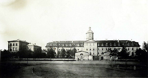 Charite 1882