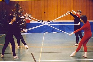 Tanzende Frauen Weihnachtsball VfB