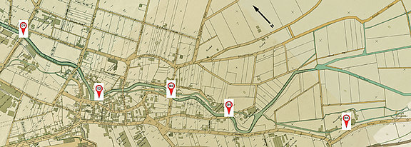 Stadtkarte aus 1907 mit den fünf aufgestellten Infotafeln 
