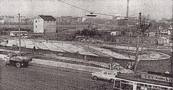 Blick auf den neuen Busbahnhof am Öhlmühlenweg