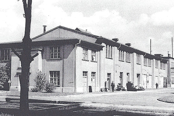 Bau 25, Neubau der Lehrwerkstatt nach 1945 