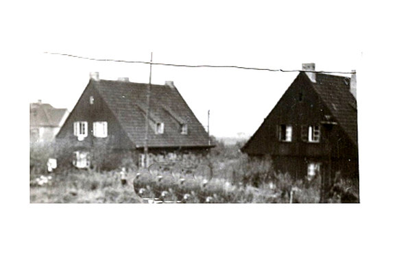 2 Finnenhäuser am Forstbachweg, Nähe der Straße Am Messinghof altes Foto 