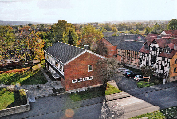 Luftbild des neuen Gemeindehauses 2021 
