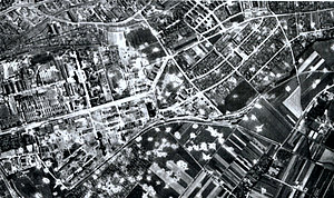 Alliierte Kontrollaufnahmen nach einem Bombenangriff auf Bettenhausen
