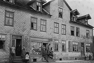Leipziger Strasse 321 mit Bewohnern in 1912