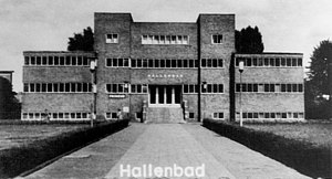 Hallenbad Ost, 1930