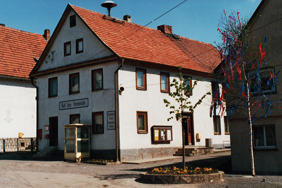 Rathaus von Bettenhausen Kreis Meiningen in 1990 