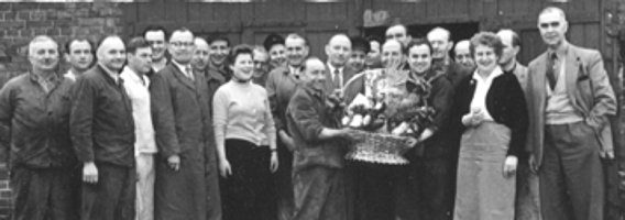 Mitarbeiter bei den Diana-Werken Ende der 50er Jahren 