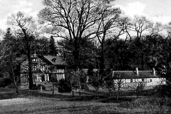 Eichwaldrestaurant mit Nebengebaeuden auf einer AK von 1909 