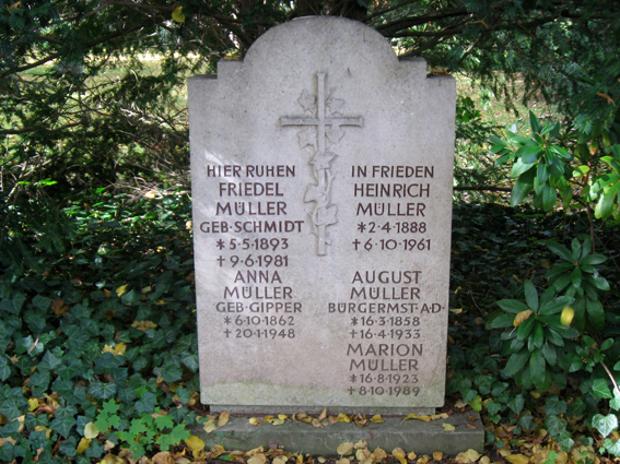 Familiengrab August Müller, Bürgermeister a.D. 