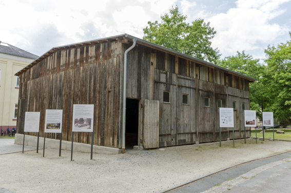 Original Ankunftshalle in der Gedenkstätte Hadamar