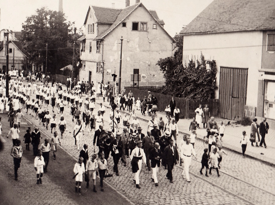 Vfb Parade vor der Leipziger Str. 175, 1923 