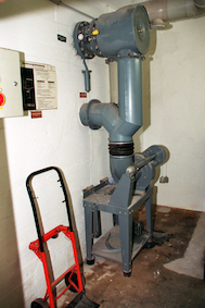 Lüftermotorraum im Agathofbunker, 2012