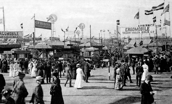 Land- und Forstwirtschaftsausstellung 1911, Besucher auf dem Ausstellungsgelände