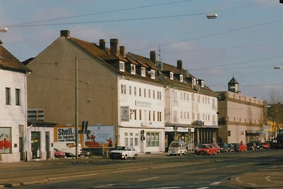 Praxis Dr. Jöckel in der Leipziger Str. 113 in der Bildmitte. 