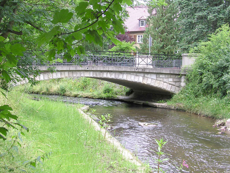Losse mit Blick auf Brücke Dormannweg, 2005