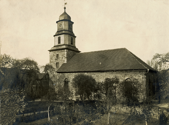 Marienkirche mit Friedhof in 1930 
