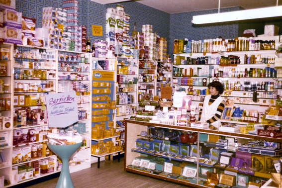 Die Verkaufsräume der neuen Sonnen-Drogerie.