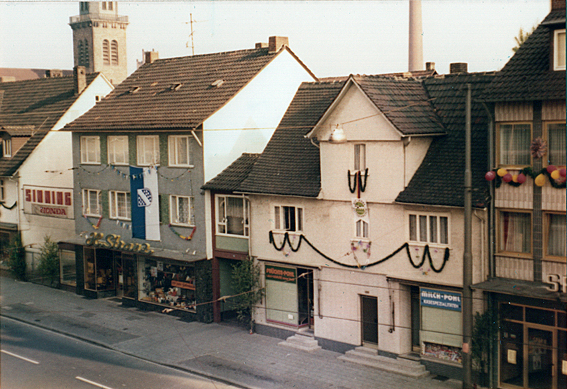 Geschmückte Häuser zur 850 Jahrfeier von Bettenhausen 1976 