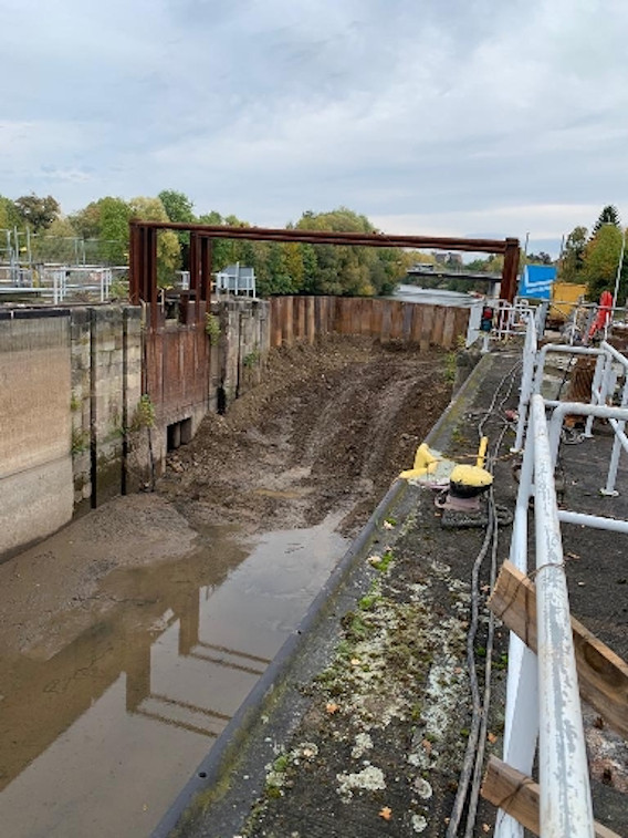 Blick auf die Baustelle des Schleusenbeckens 2021 