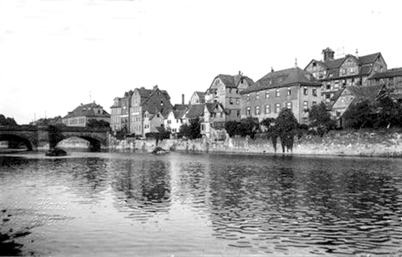 Ostuferkante zum späteren Messeplatz um 1925 
