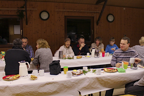 Feier der Waldweihnacht in der Wartburghütte 