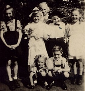 Alte schwarz weiß Fotografie von Kindern